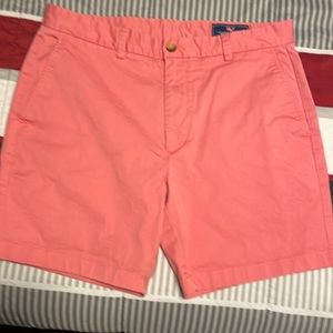 Mens vineyard vines shorts - size 34